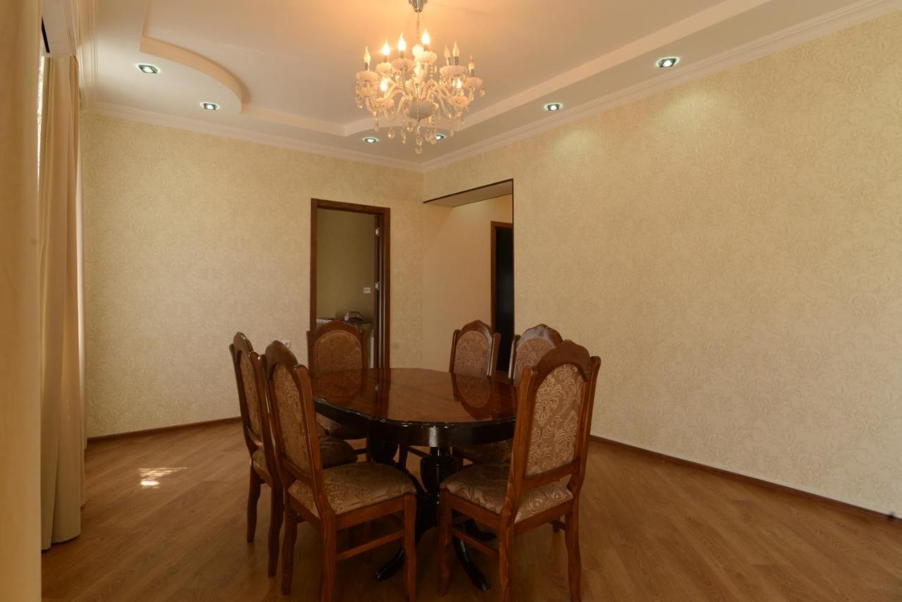 Old Tbilisi Apartment Bagian luar foto